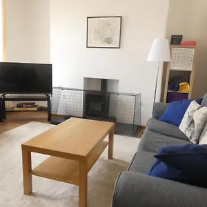 2-bed Flat In Edinburgh