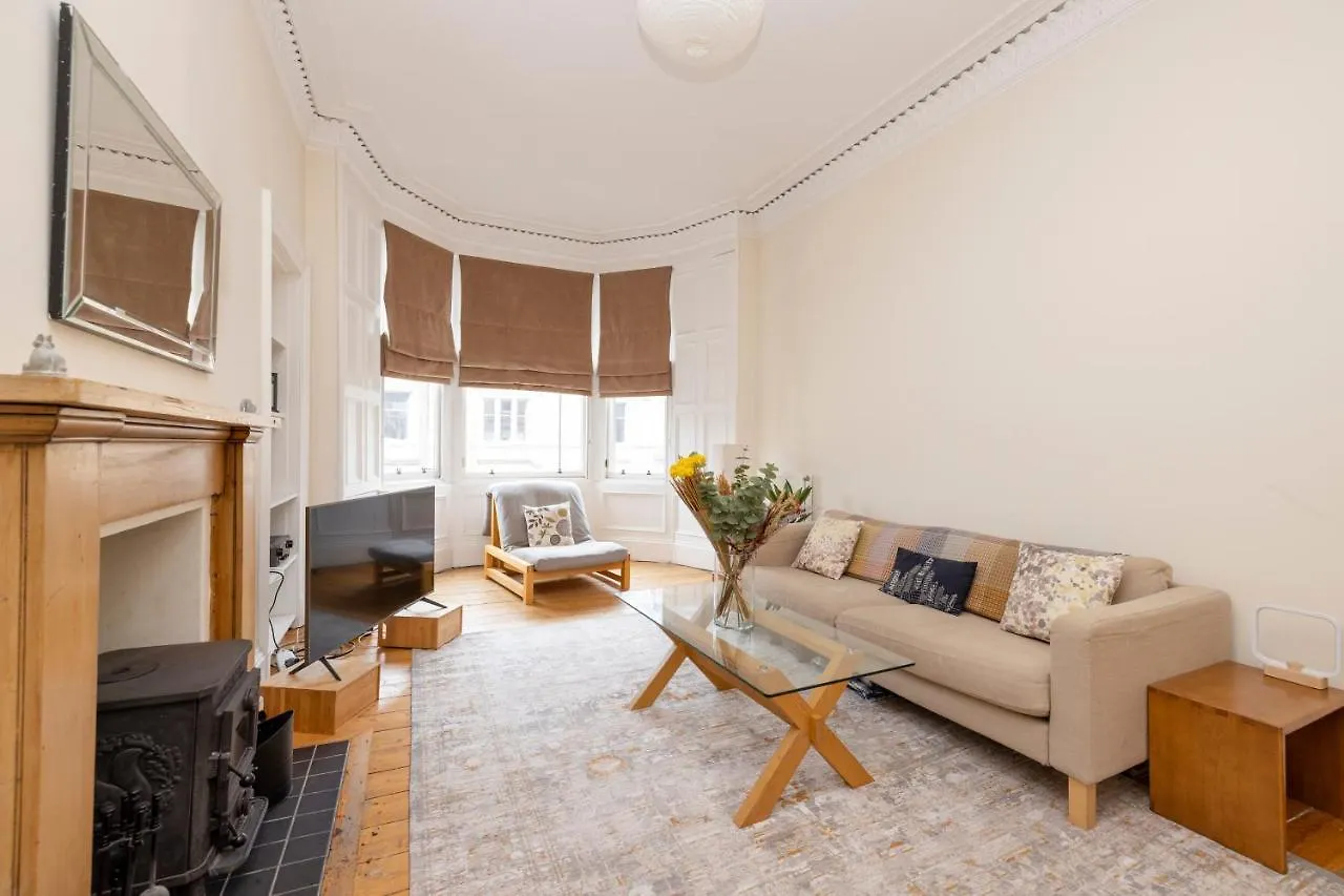 Tasteful 1-Bedroom Apartment Near Edinburgh Meadows United Kingdom